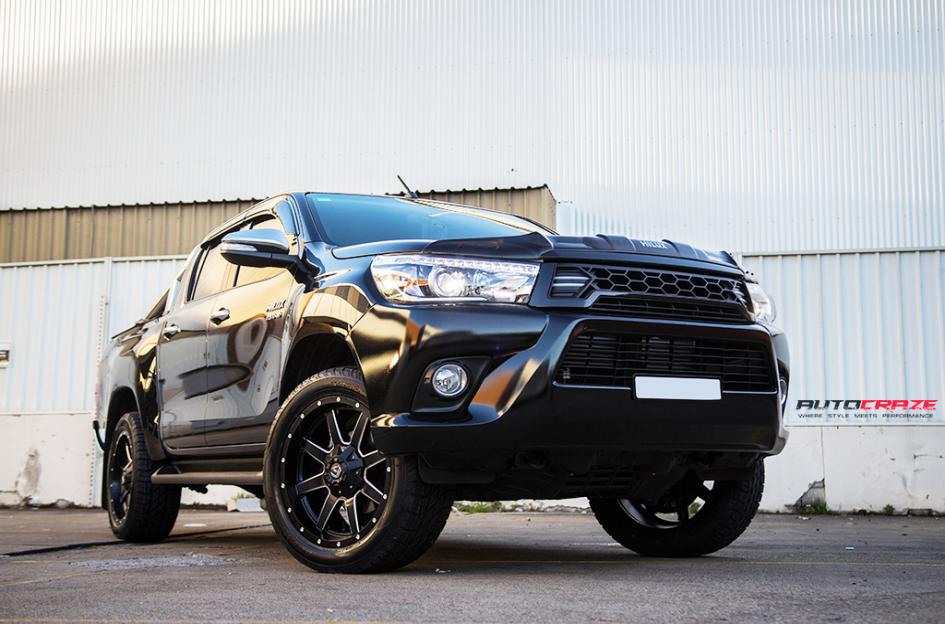 TOYOTA HILUX N80 4WD MAVERICK GLOSS BLACK MILLED ACCENTS